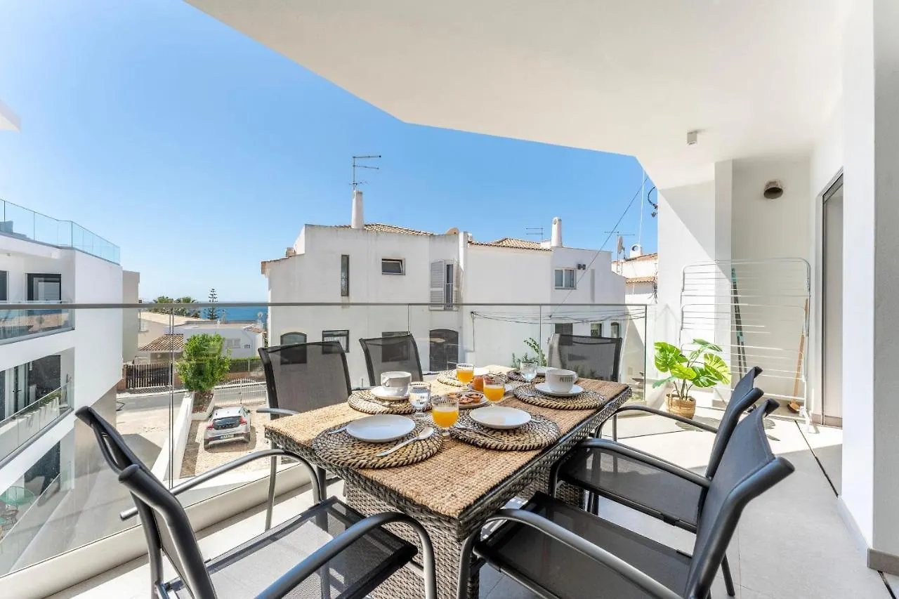 Apartment Stunning 3 Bdr Flat W/ Rooftop Pool By Lovelystay Albufeira