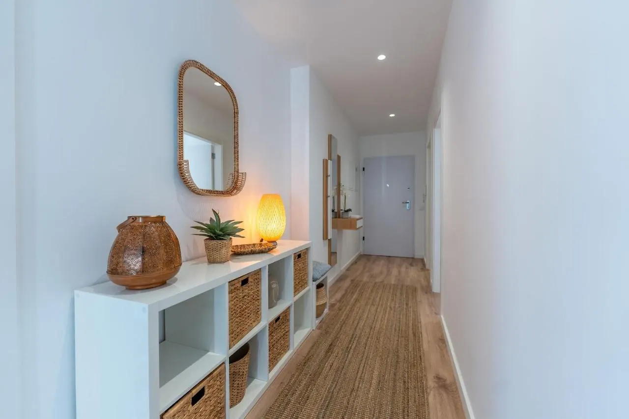 Stunning 3 Bdr Flat W/ Rooftop Pool By Lovelystay Albufeira