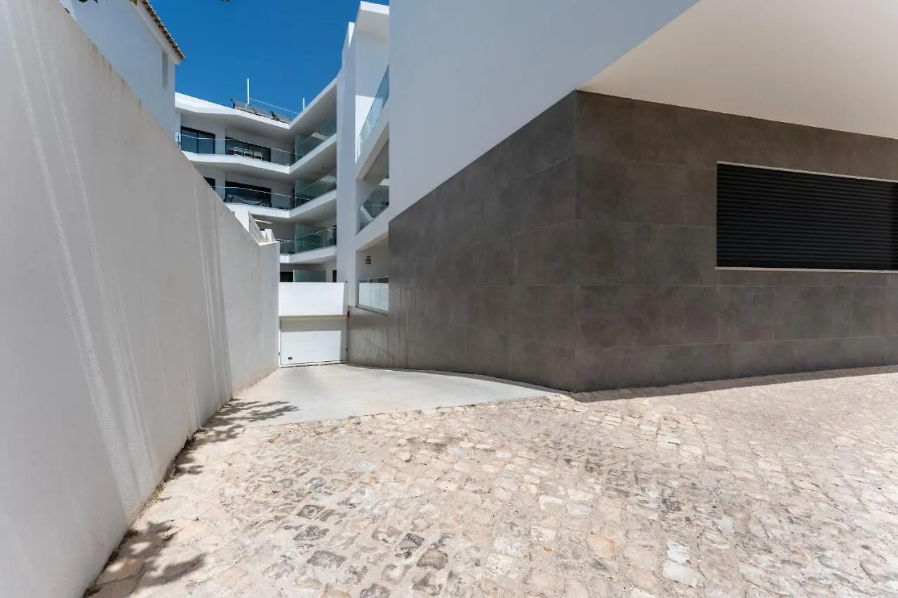 Apartment Stunning 3 Bdr Flat W/ Rooftop Pool By Lovelystay Albufeira