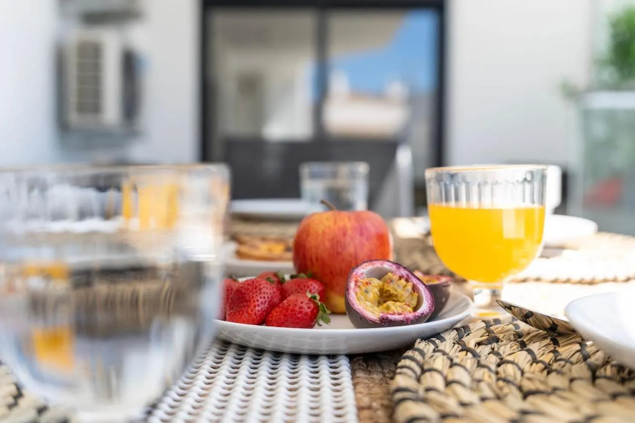 Stunning 3 Bdr Flat W/ Rooftop Pool By Lovelystay Albufeira Apartment