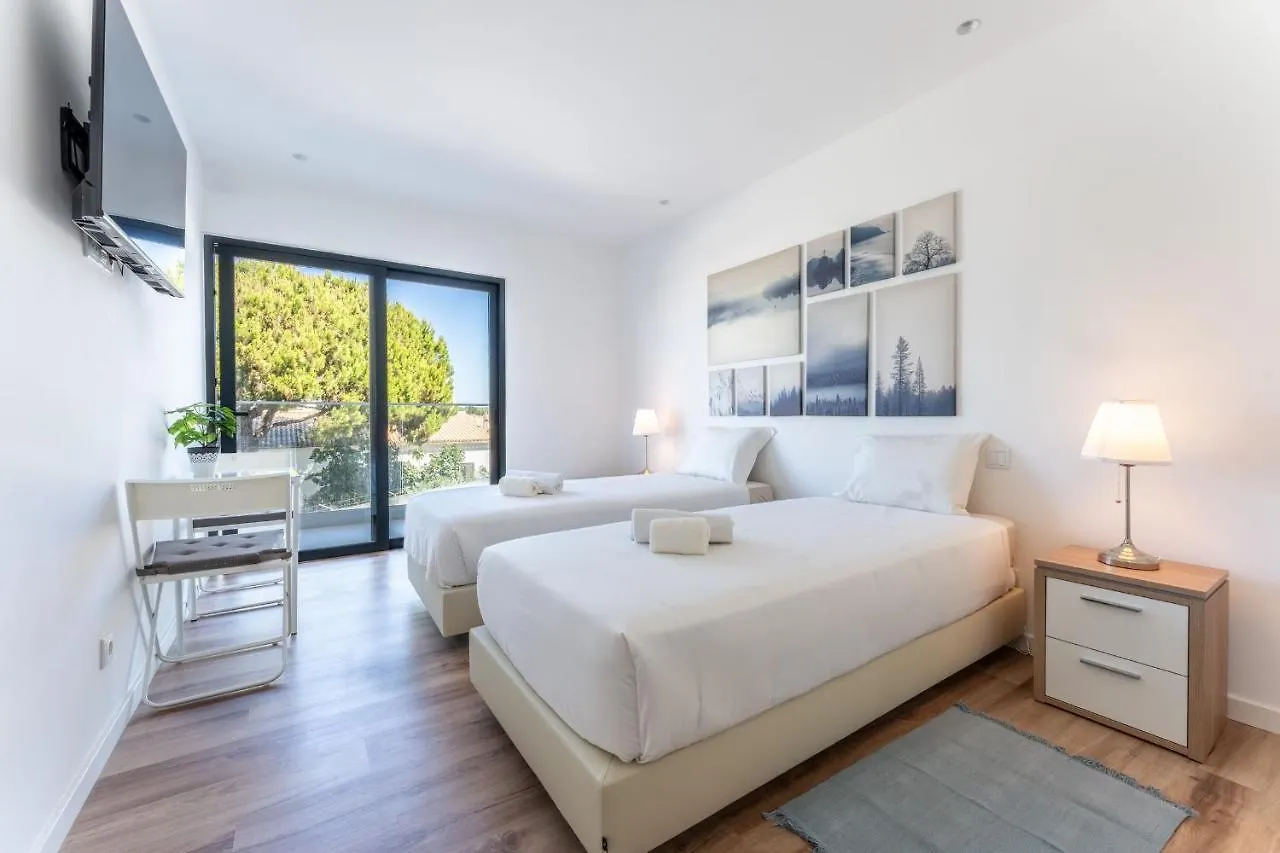 Stunning 3 Bdr Flat W/ Rooftop Pool By Lovelystay Albufeira Apartment